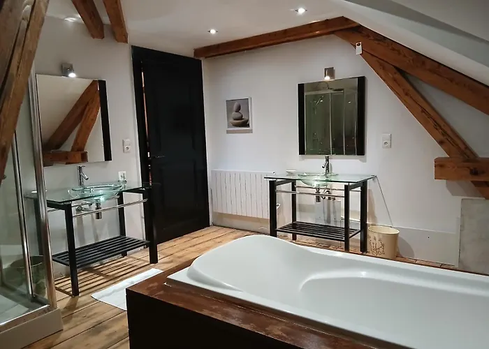 Le Premium Ii - Parking Center *